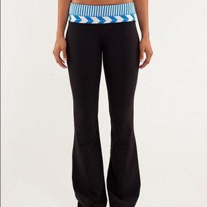 Lululemon Groove Pants with blue and white